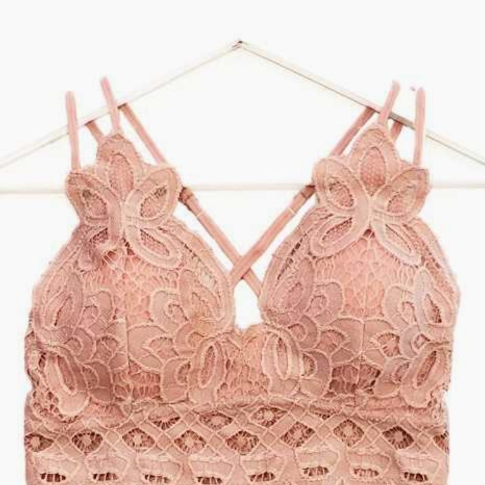 Lace Bralette in Blush Pink